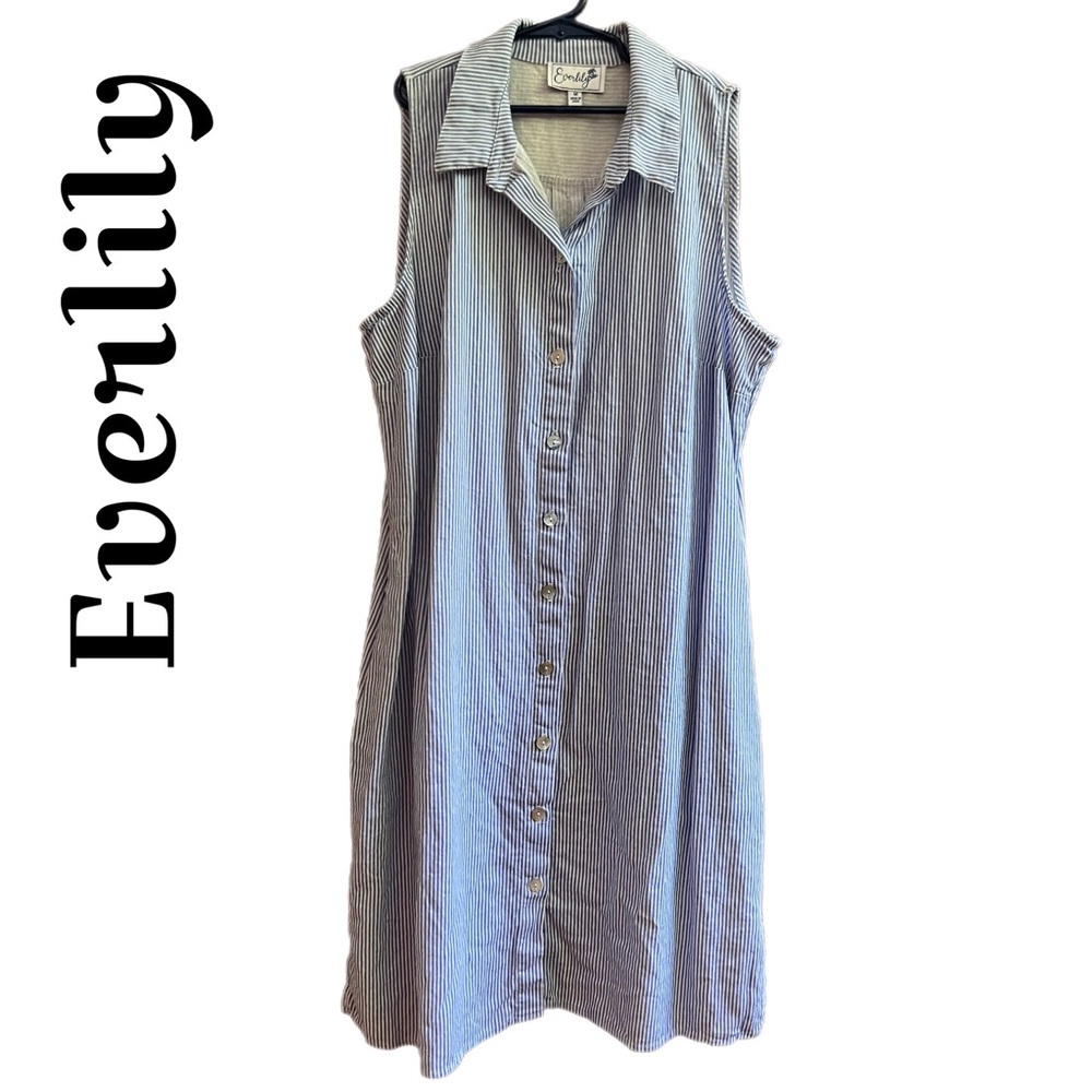 Everlily Searsucker Sleeveless Collared Dress - SZ M